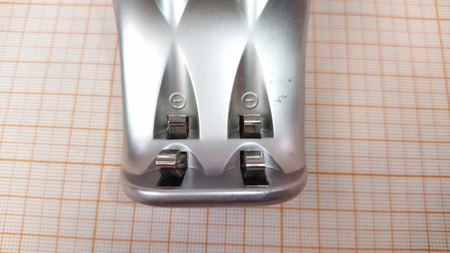 088-721-001 Зарядное устройство GP PowerBank Mini Quick GPPB25GS #4