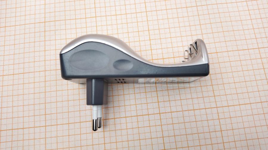 088-721-001 Зарядное устройство GP PowerBank Mini Quick GPPB25GS #5