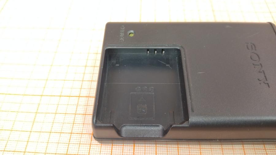 088-723-001 Зарядное устройство SONY BC-CSK #3