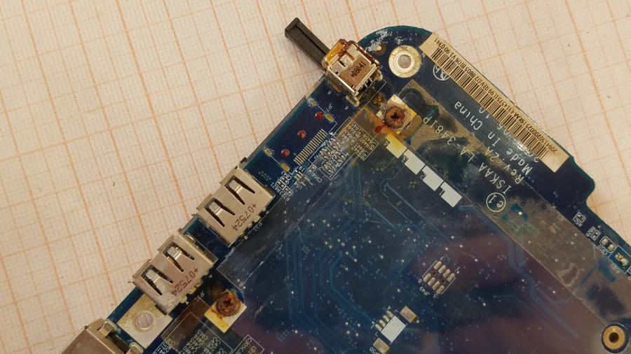 089-083-003 Ноутбук TOSHIBA Satellite A200-1AX #19