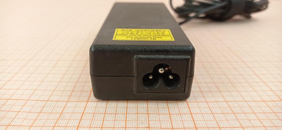 088-091-001 БП для ноутбука TOSHIBA PA-1750-09 #4