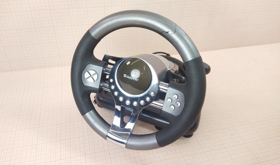 165-879-001 Игровой контроллер Defender Forsage GTR #1