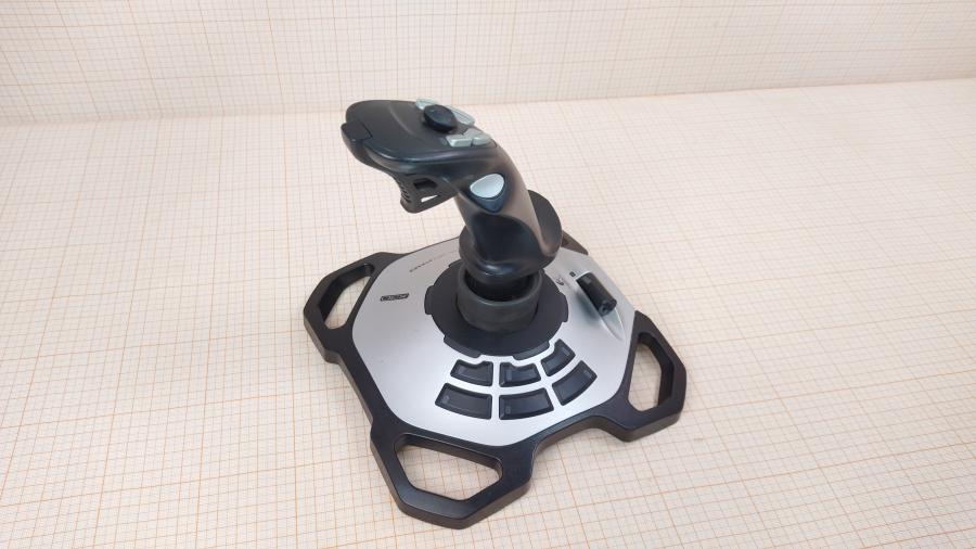 165-880-002 Игровой контроллер Logitech EXTREME 3D Pro #1