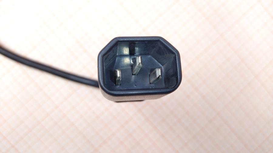 088-915-001 Удлинитель питания WONDERFUL IEC C13-C14 1.8М #3