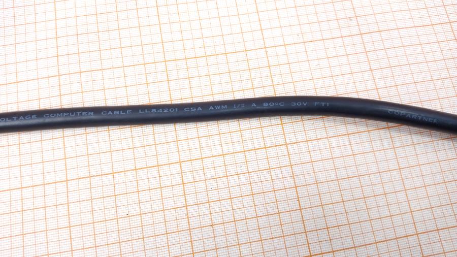 088-916-001 Кабель SVGA 15M/15M NCR 1416-C972-0040 #7