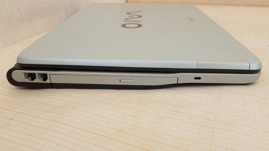 089-096-001 Ноутбук SONY VGN-FS660P/W #8