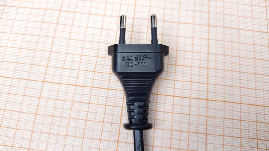 088-928-001 Кабель питания CEE 7/16  UNIRISE CEE7/16 - IEC-C7 2m #4