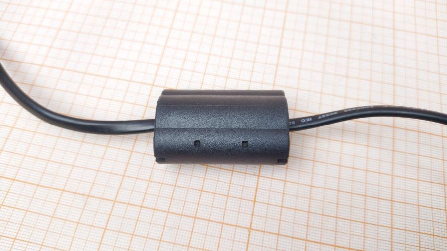 088-928-001 Кабель питания CEE 7/16  UNIRISE CEE7/16 - IEC-C7 2m #6