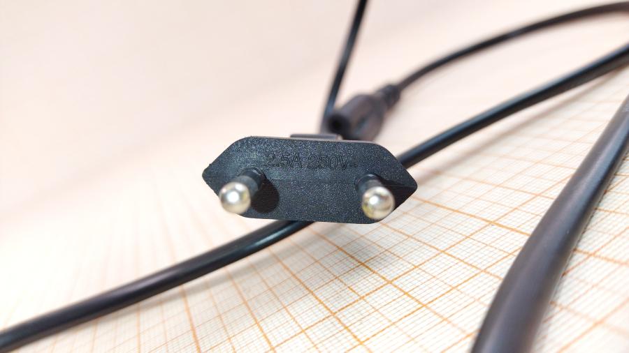 088-932-001 Кабель питания CEE 7/16   CEE7/16 - IEC-C7 1.2m  2×0.75 mm2 #5