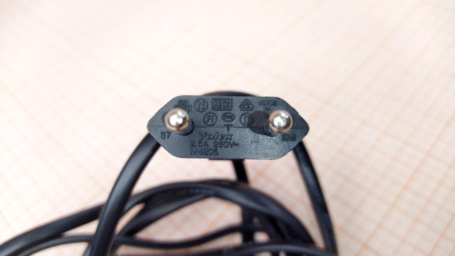 088-933-001 Кабель питания CEE 7/16 Volex  CEE7/16 - IEC-C7 2m #5