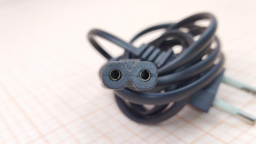 088-934-001 Кабель питания CEE 7/16   CEE7/16 - IEC-C7 1.2m  2×0.5 mm2 #3