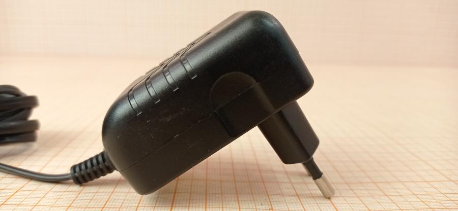 114-044-001 БП для телефонов Motorola SW-075020EU #5