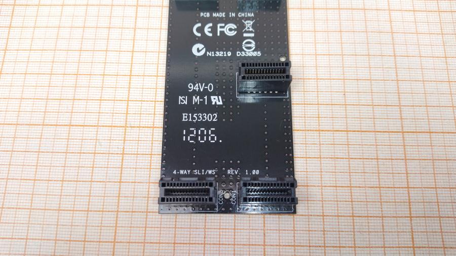 114-112-001 Мост объединения видеокарт ASUS 4-WAY NVIDIA SLI/WS #4