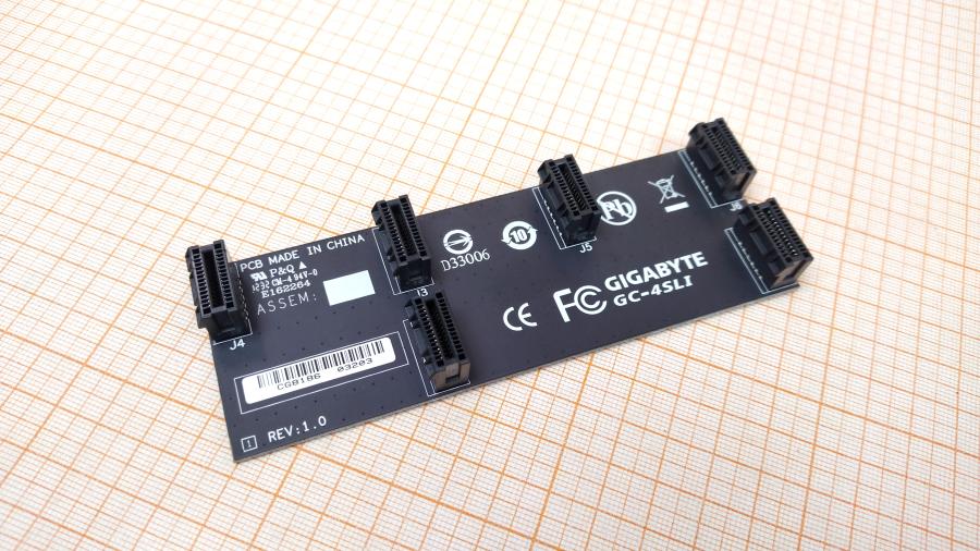 114-114-001 Мост объединения видеокарт GIGABYTE GC-4SLI #1