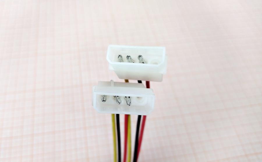 114-193-001 Переходник питания GIGABYTE 12CF1-1PW004-03R #5