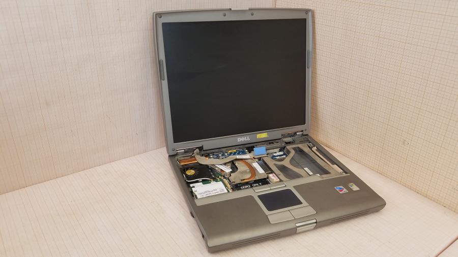 089-152-014 Ноутбук DELL LATITUDE D610 #1