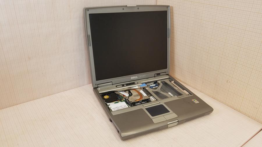 089-152-004 Ноутбук DELL LATITUDE D610 #1