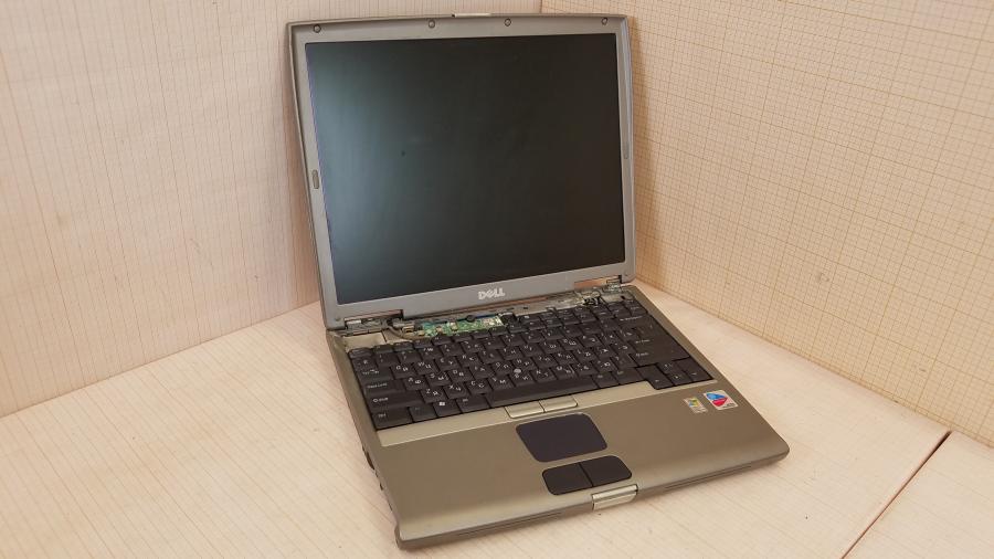 089-153-015 Ноутбук DELL Latitude D600 PP05L #1