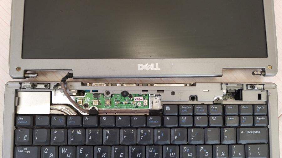 089-153-011 Ноутбук DELL Latitude D600 PP05L #3