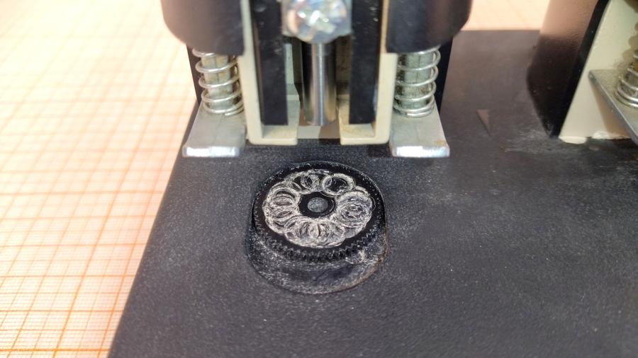 201-011-001 Дырокол KW-triO 952 #7