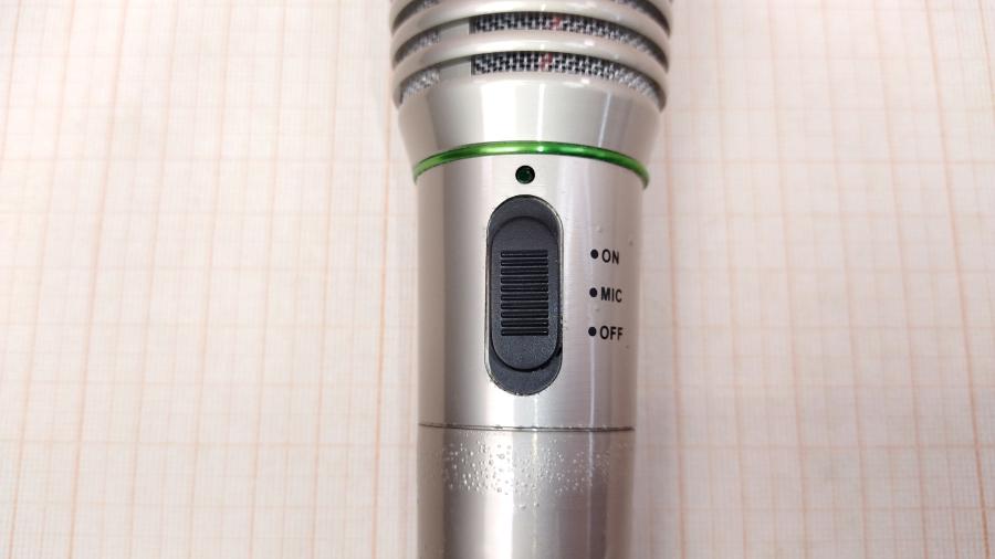 Не работает микрофон defender. Почему не работает микрофон в наушниках на компьютере. Нету звука в колонках при подключении. Компьютер не видит микрофон. Не работает микрофон defender.