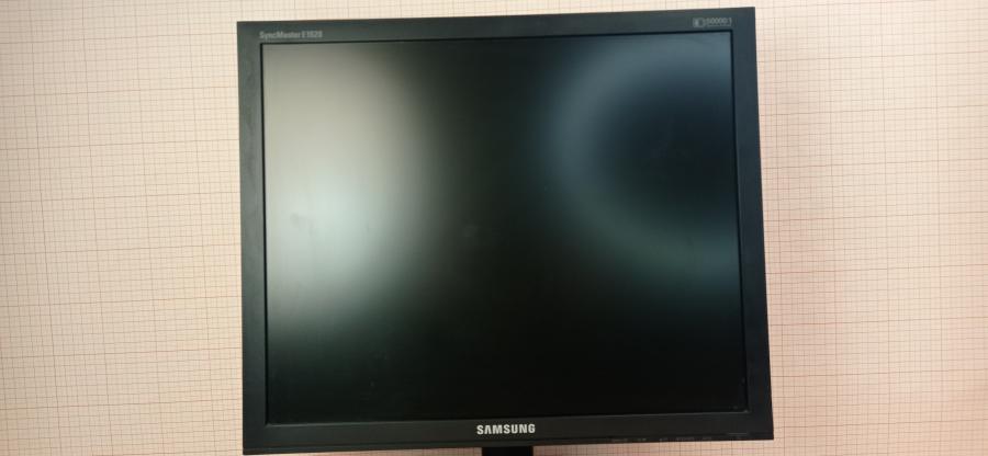 215-009-001 Монитор ЖК SAMSUNG E1920NR #2