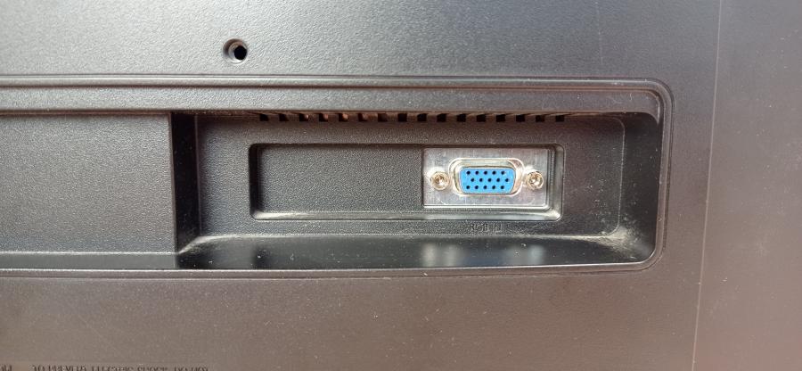 215-009-001 Монитор ЖК SAMSUNG E1920NR #9