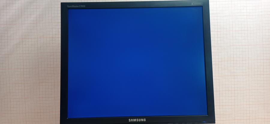 215-009-001 Монитор ЖК SAMSUNG E1920NR #16