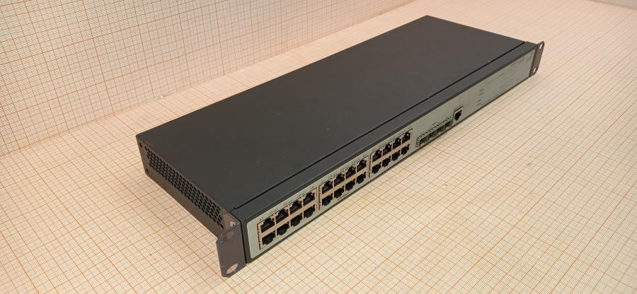 215-015-001 Коммутатор управляемый 3COM Baseline Switch 2928-SFP Plus #1
