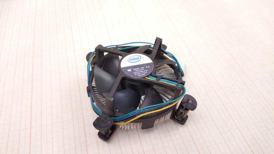 215-046-002 Cooler <775> INTEL E30307-001 #1