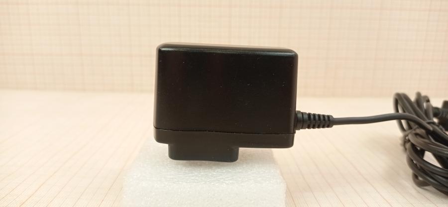 114-368-001 СЗУ для мобильных устройств HITACHI STA-050075J #3