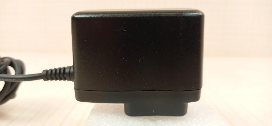 114-368-001 СЗУ для мобильных устройств HITACHI STA-050075J #5