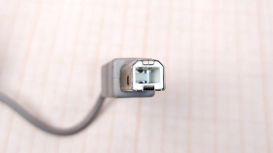 165-918-001 Кабель USB  USB A (M) - USB B (M) 1.2m #5
