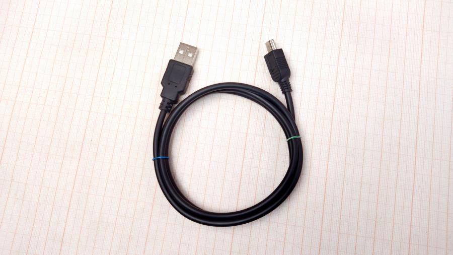 165-930-001 Кабель mini-usb  USB A (M) - Mini-USB (M) 1m blk #1