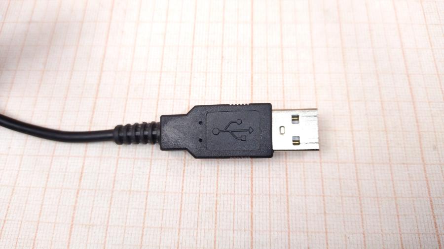 165-939-001 Кабель USB  USB A (M) - Pigtail 1.5m blk #2