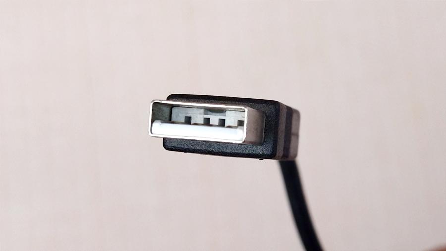 165-939-001 Кабель USB  USB A (M) - Pigtail 1.5m blk #3