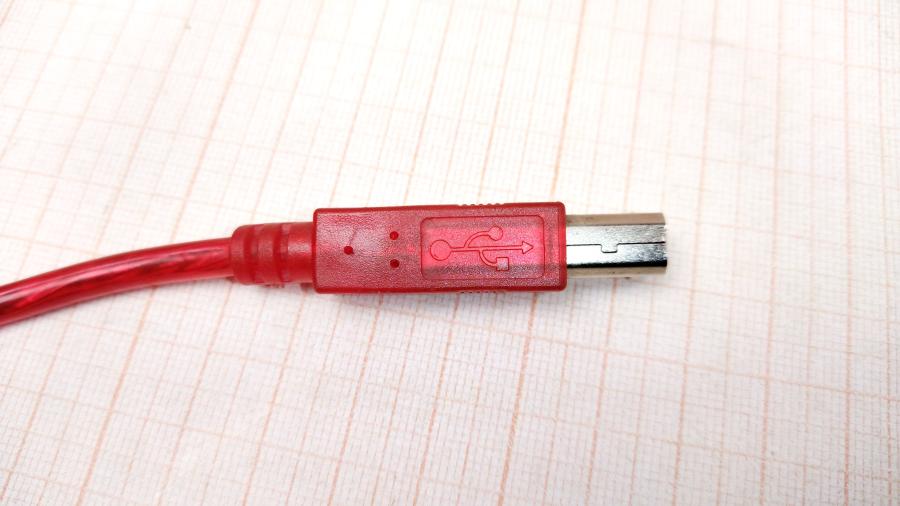 165-989-001 Кабель USB  USB A (M) - USB B (M) 1.6m #4