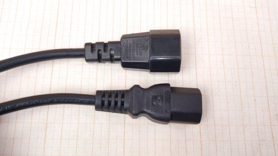 114-428-001 Удлинитель питания IEC-C14 CHAOHUI IEC C13 - IEC C14 0.85m blk #2