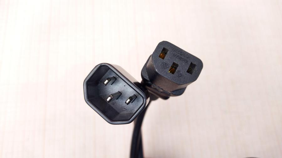 114-428-001 Удлинитель питания IEC-C14 CHAOHUI IEC C13 - IEC C14 0.85m blk #3