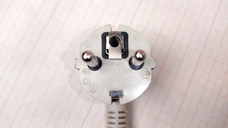 114-437-001 Кабель питания CEE7/7  CEE7/7 Угловой -  IEC-C13 3G×0.75мм² 1.5M gry #3