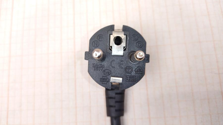 114-449-001 Кабель питания CEE7/7   CEE7/7 Угловой - IEC-C13 3G×0.75мм² 1.2M #3