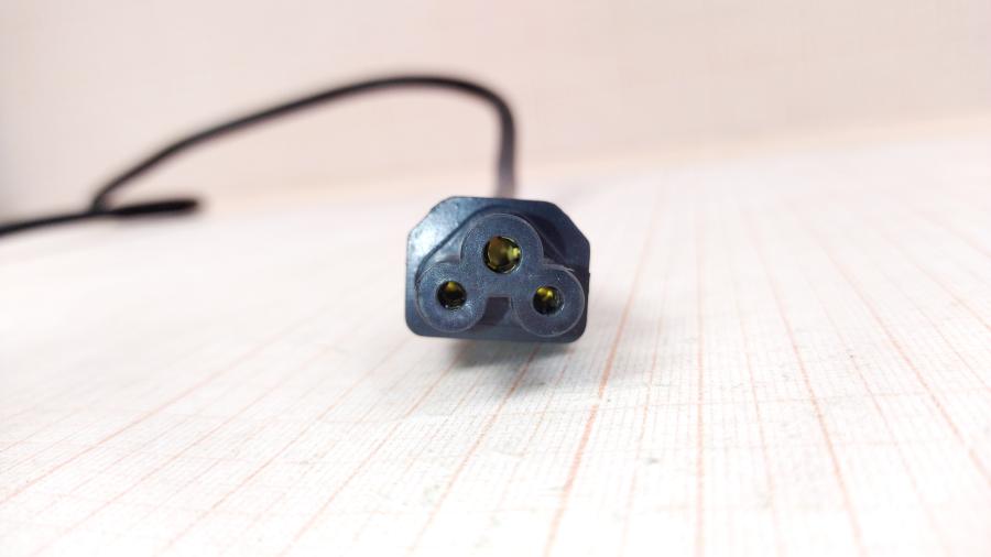 114-452-001 Кабели питания CEE7/7  CEE7/7 - IEC-C5 3G×0.75мм² 1.9M #5