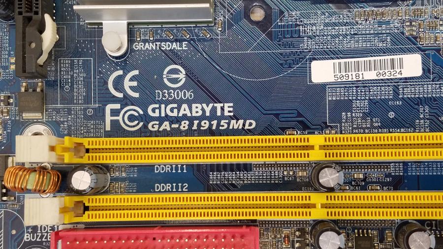 141-008-001 MB LGA 775 GIGABYTE GA-8I915MD-G #3