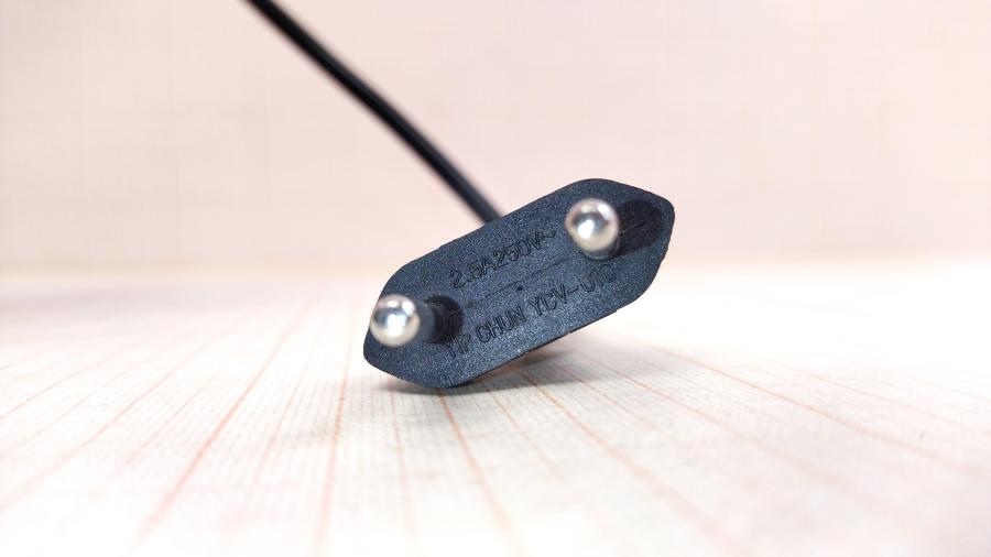 114-460-001 Кабель питания CEE 7/16 LONGWELL  CEE7/16 - IEC-C7 2G×0.75мм² 1.5M blk #3