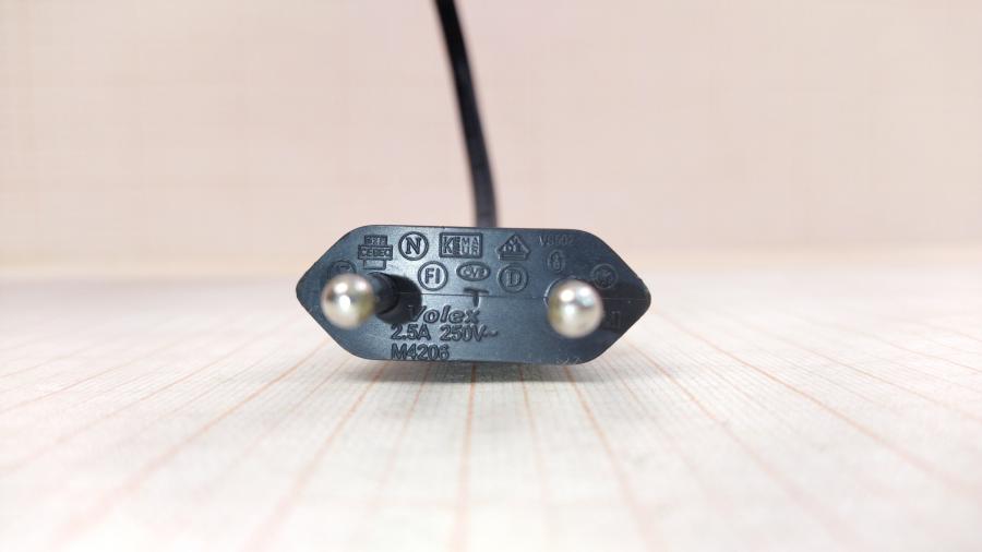 114-467-001 Кабель питания CEE 7/16 Volex CEE7/16 - IEC-C7 П-образный 2G×0.75мм² 0.9M #3