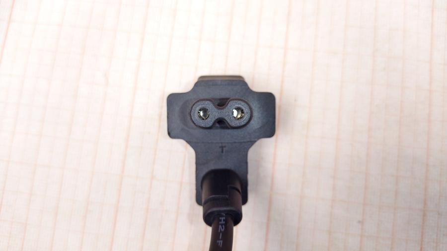 114-467-001 Кабель питания CEE 7/16 Volex CEE7/16 - IEC-C7 П-образный 2G×0.75мм² 0.9M #5