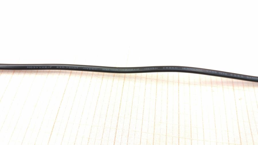 114-467-001 Кабель питания CEE 7/16 Volex CEE7/16 - IEC-C7 П-образный 2G×0.75мм² 0.9M #6