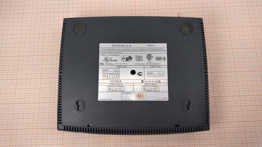 068-033-001 Маршрутизатор CISCO 1601-R #9