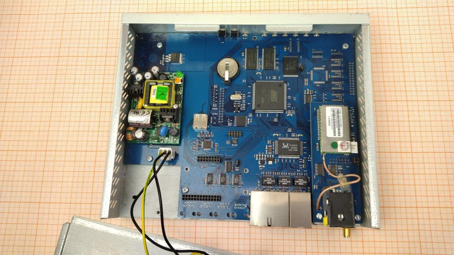 068-022-001 Коммутатор управляемый Network Systems Group NSG-700/4AU #11