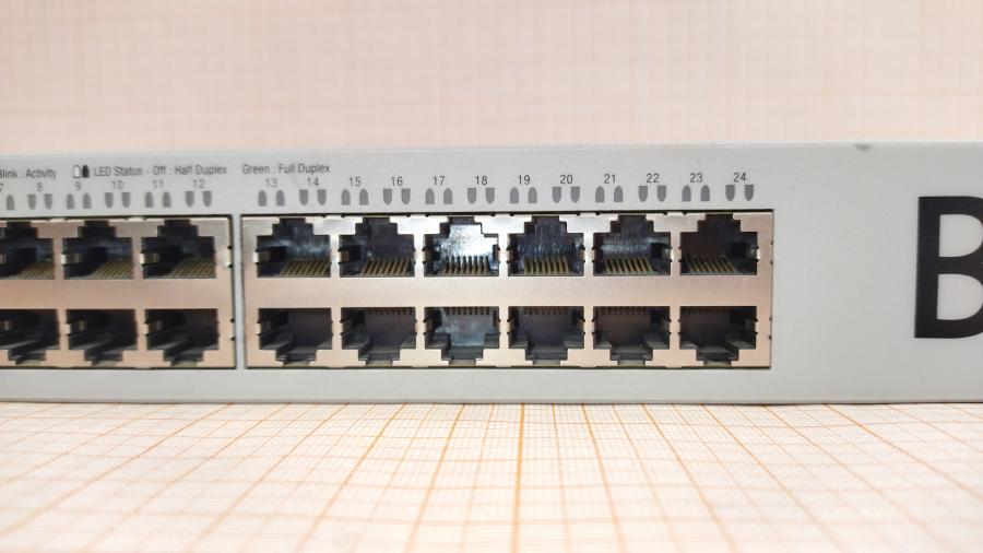 077-067-007 Коммутатор управляемый NORTEL BayStack 325-24G Switch #5